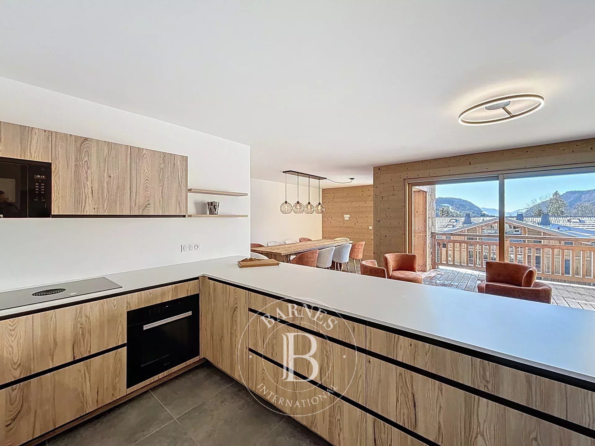 Photo of Les Gets – Spacious Family T6 Duplex – Direct Ski Access – Open Mountain Views