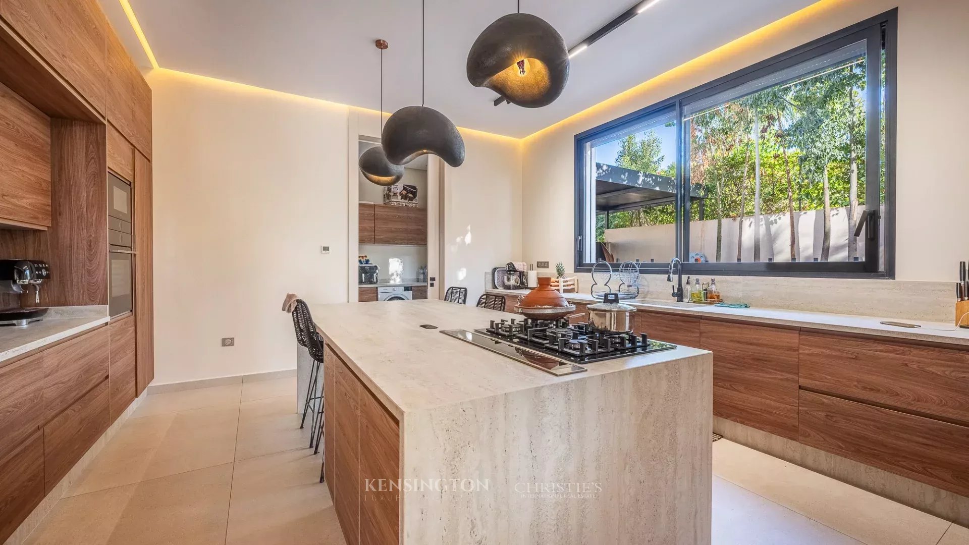 4 Bedroom Villa/Townhouse's Image 20