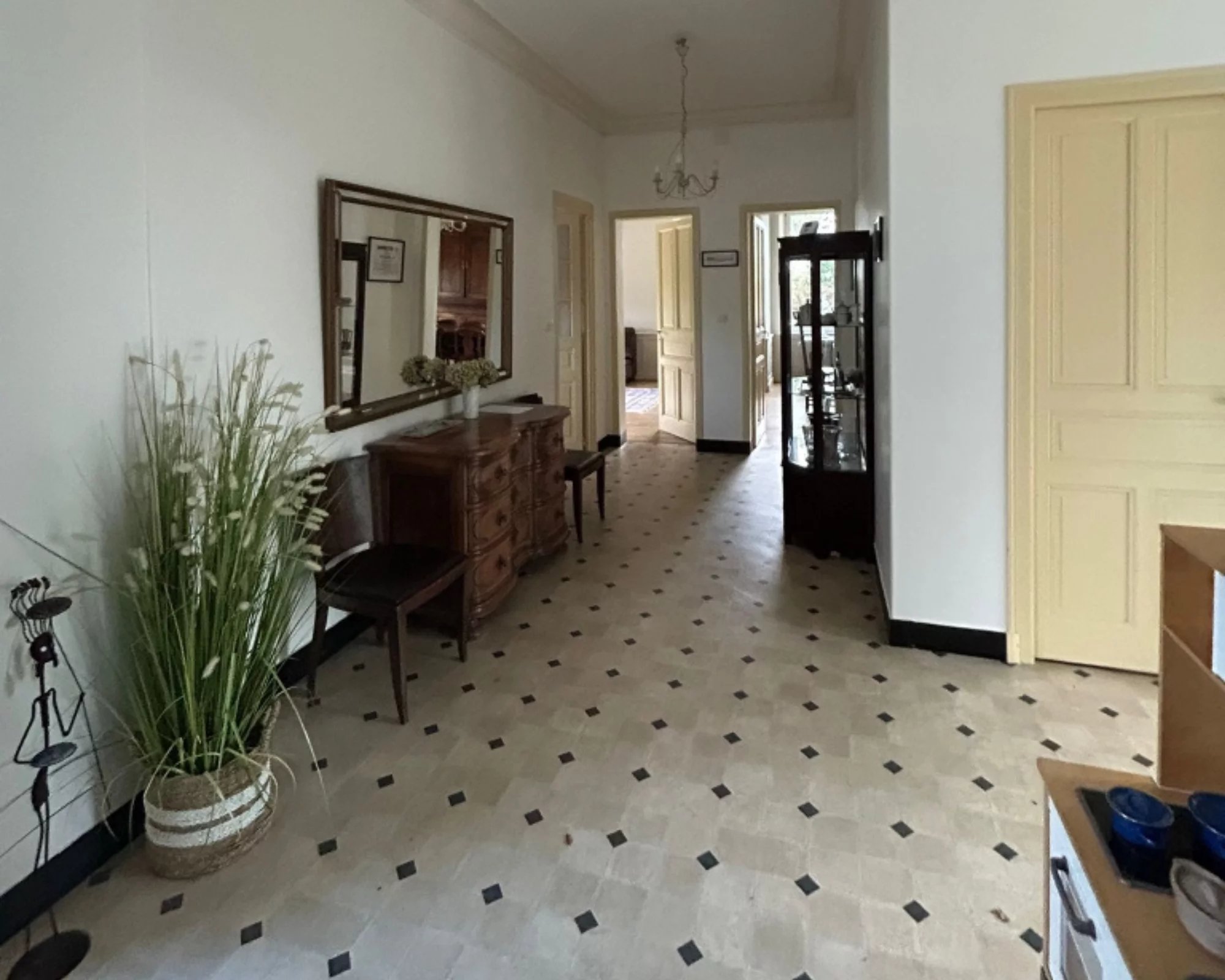 MANOIR FAMILIAL SUR LES BORDS DE RANCE.  7 min DINAN  –