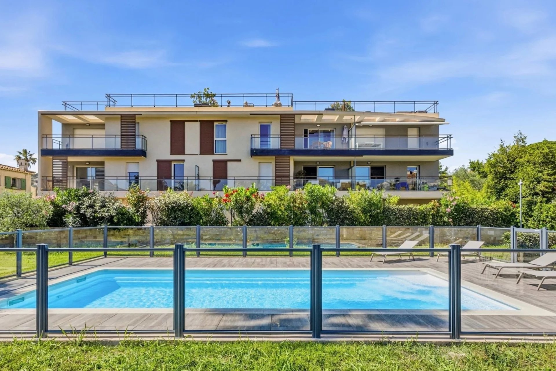 Agence immobilière de 