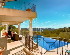 ATYPICAL VILLA WITH SEA VIEW IN SAINT PAUL DE VENCE — photo 4 of 7