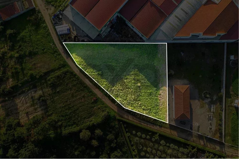 Excelente Terreno com possibilidade construção 2 Moradias