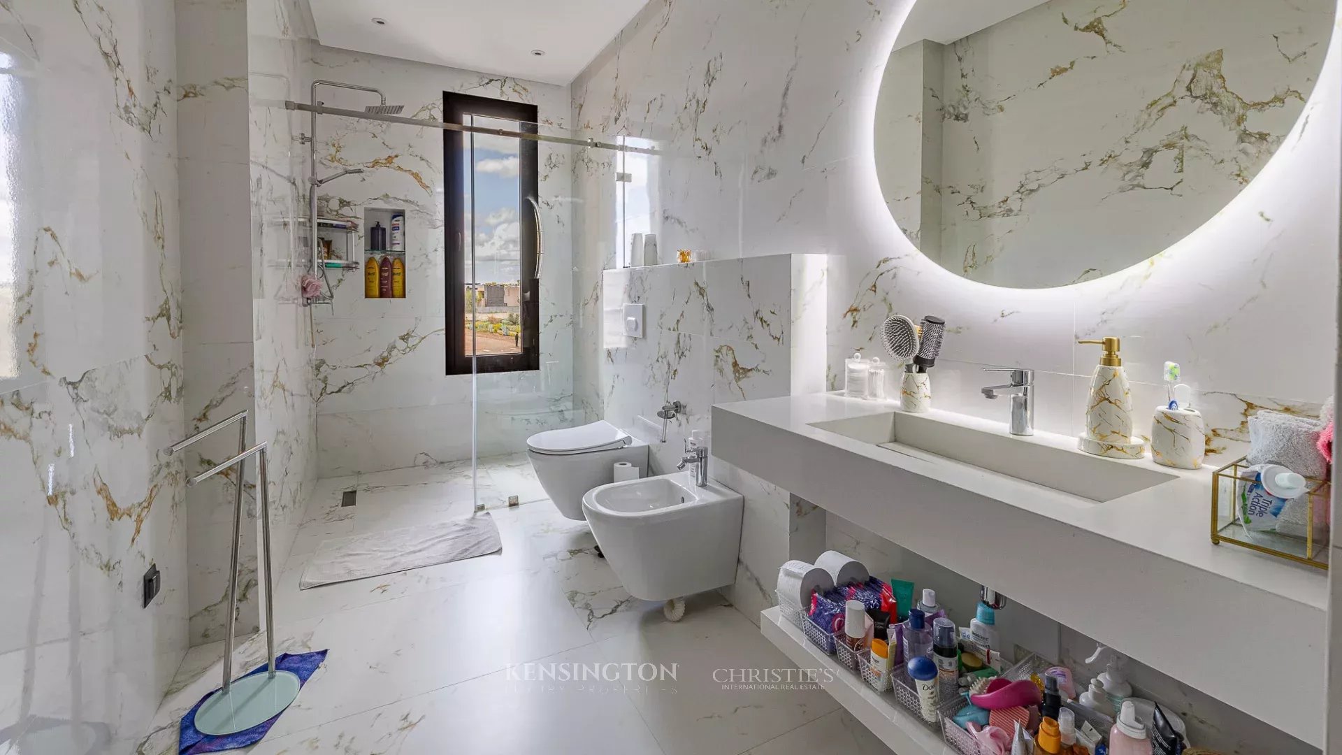 5 Bedroom Villa/Townhouse's Image 28