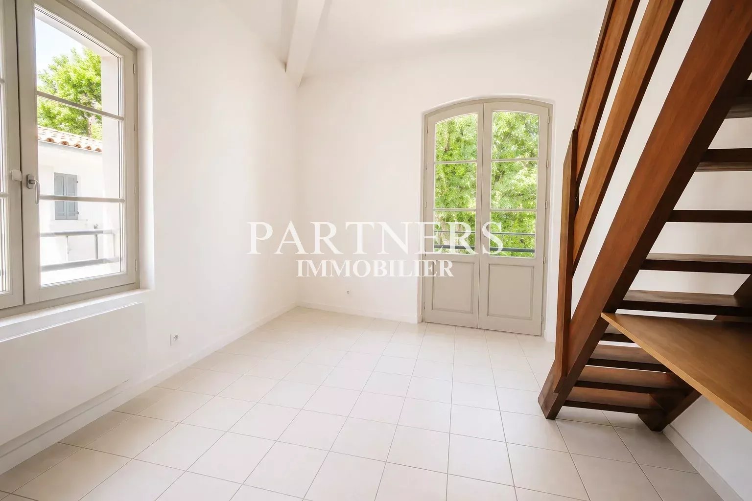 Studio avec mezzanine - 19,06m² - Aix centre historique