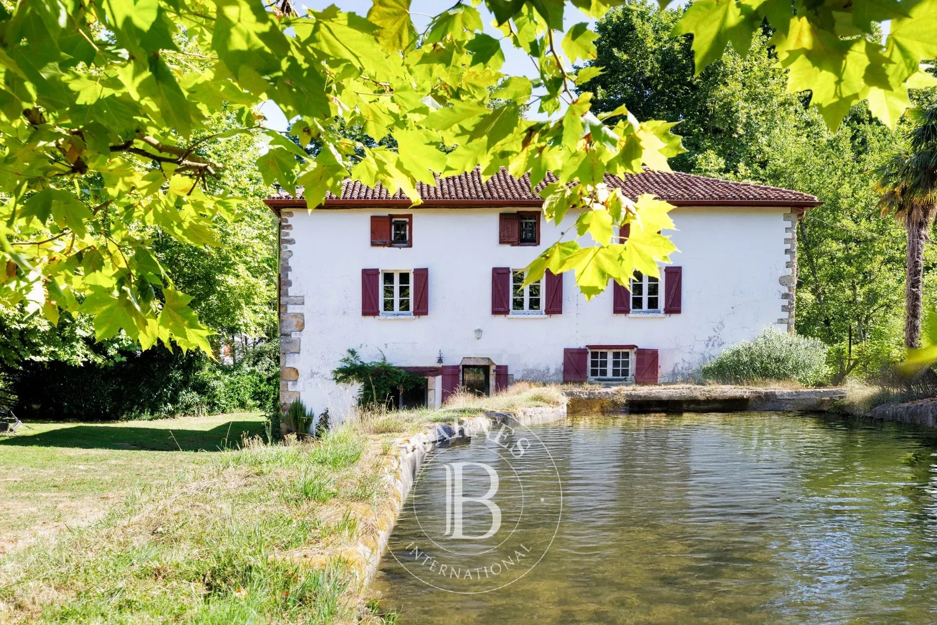 Maison Saint-Pée-sur-Nivelle  -  ref 87123276 (picture 2)