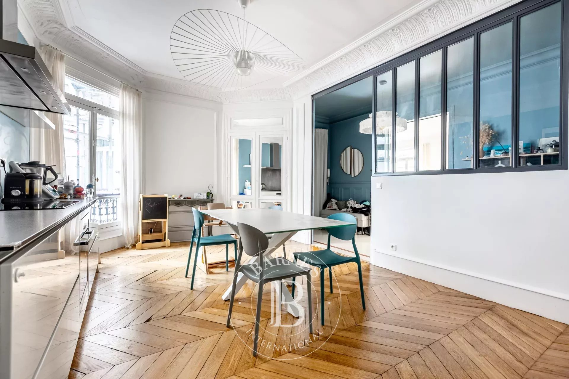 Daire Paris 8ème - picture 6