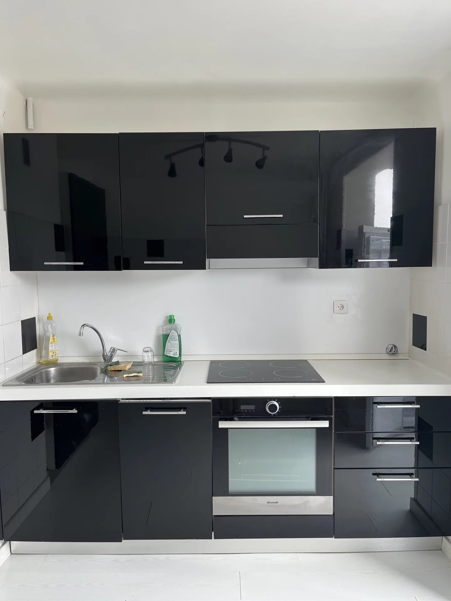 Rental Apartment Roquebrune-Cap-Martin Carnolès