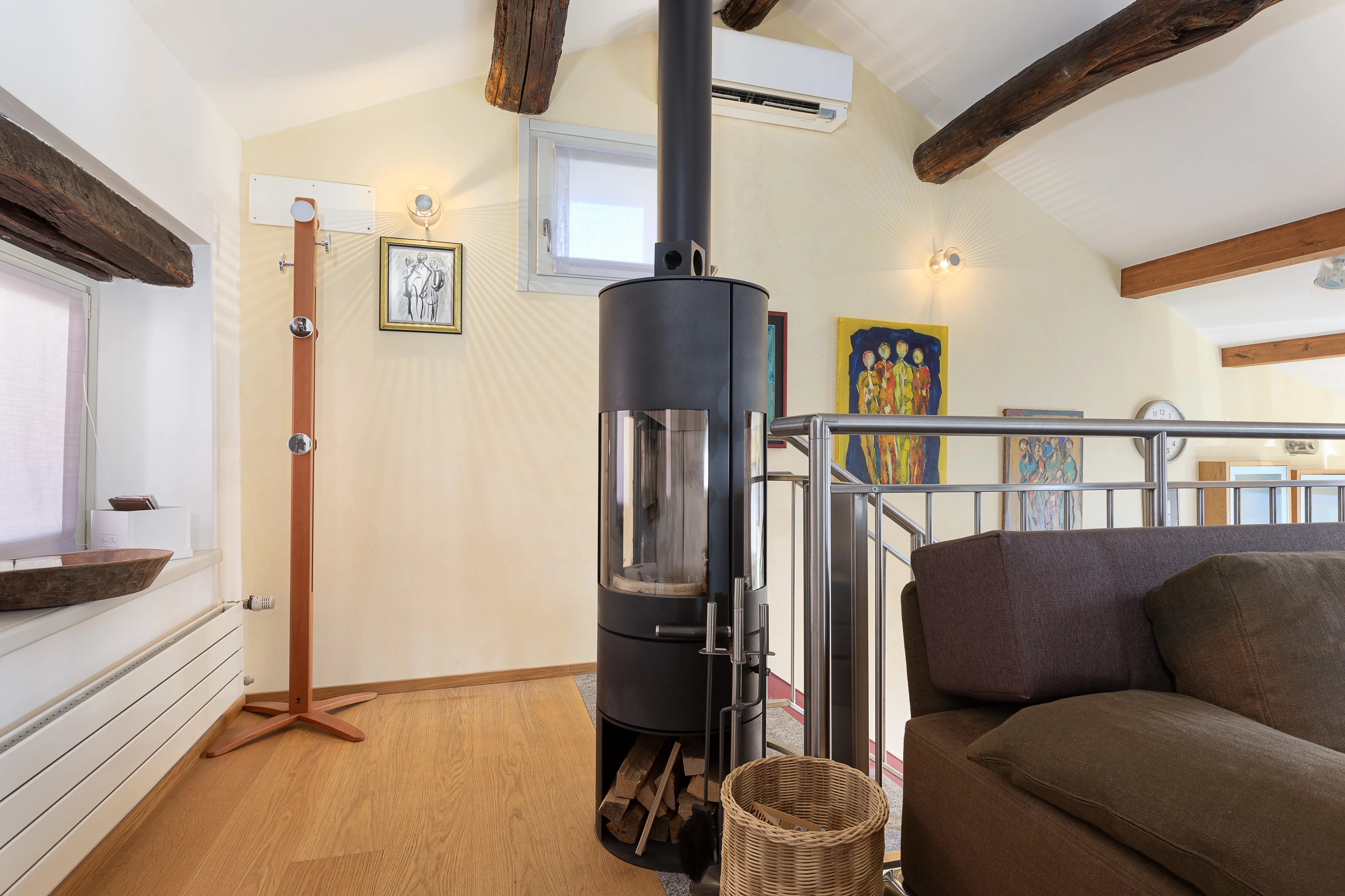 Rustic house in the historic center of Brienno - picture 24