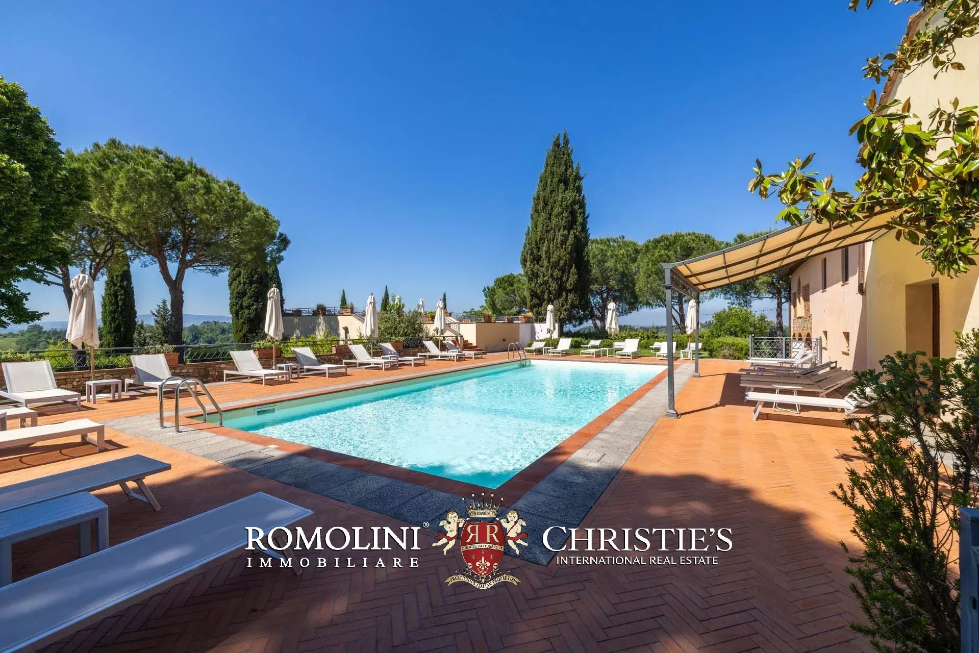 37 Bedroom Villa/Townhouse's Image 18