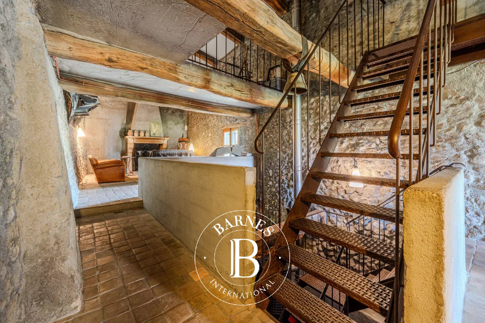 Digne-les-Bains  - Propriété 12 Pi&egrave;ces 3 Chambres - picture 9