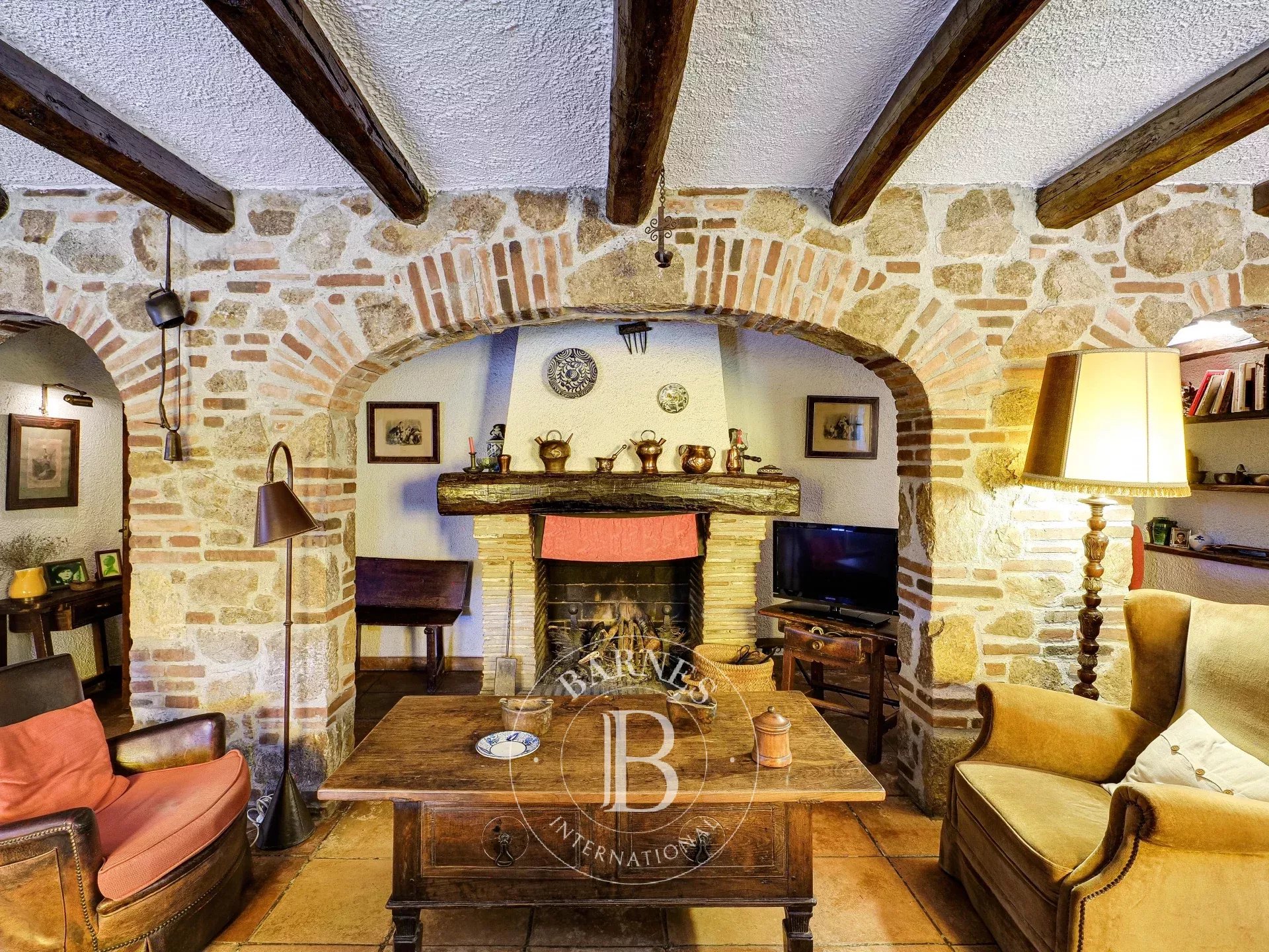 40-Hectare Equestrian Paradise Estate in Girona, Costa Brava - picture 38