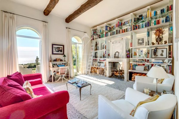 18th Century Luxury Villa Eze sur Mer | Italian Style Family Estate — photo 4