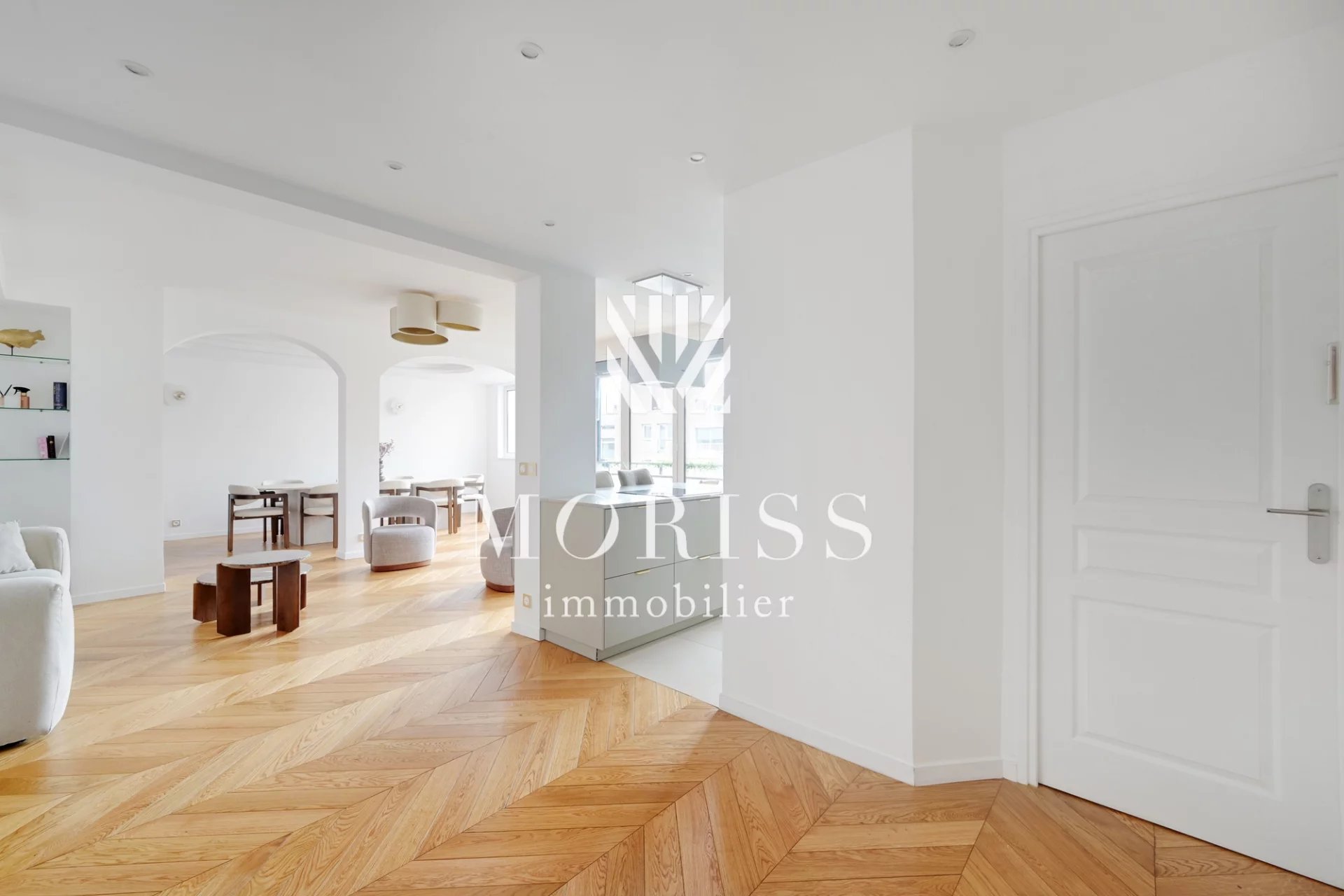 Appartement 5 pièces - Image Array