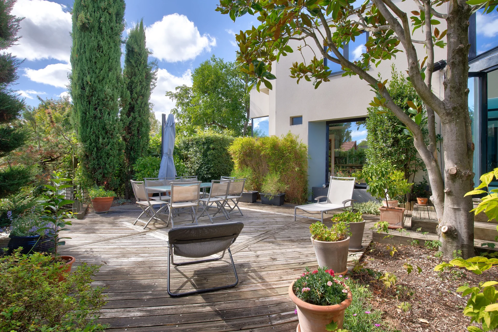 Rueil-Malmaison - MONT-VALÉRIEN limite SURESNES- EXCLUSIVITE