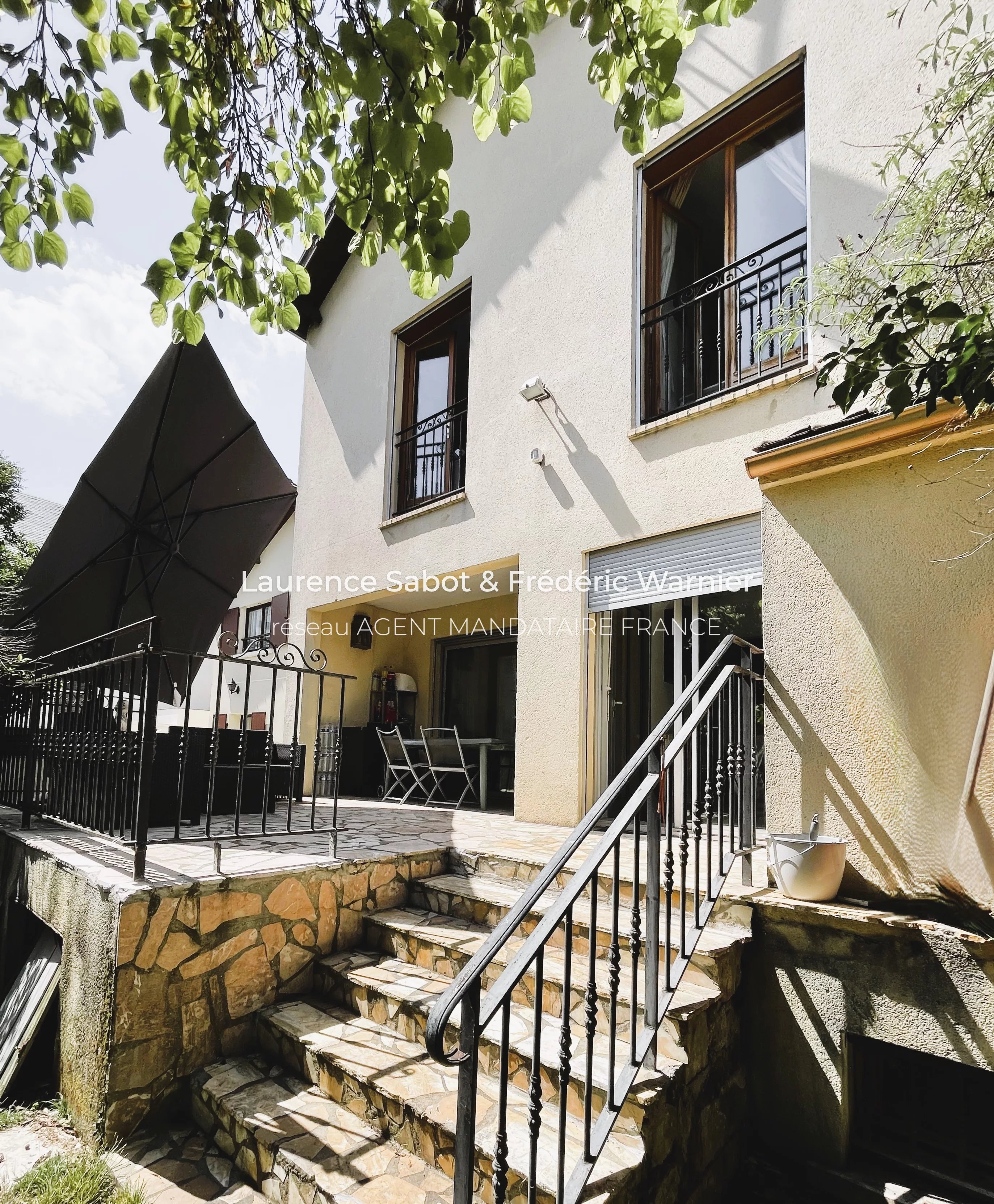 EXCLUSIVITÉ - MAISON FAMILIALE, BEAUX VOLUMES, JARDIN, AU CALME — photo 19