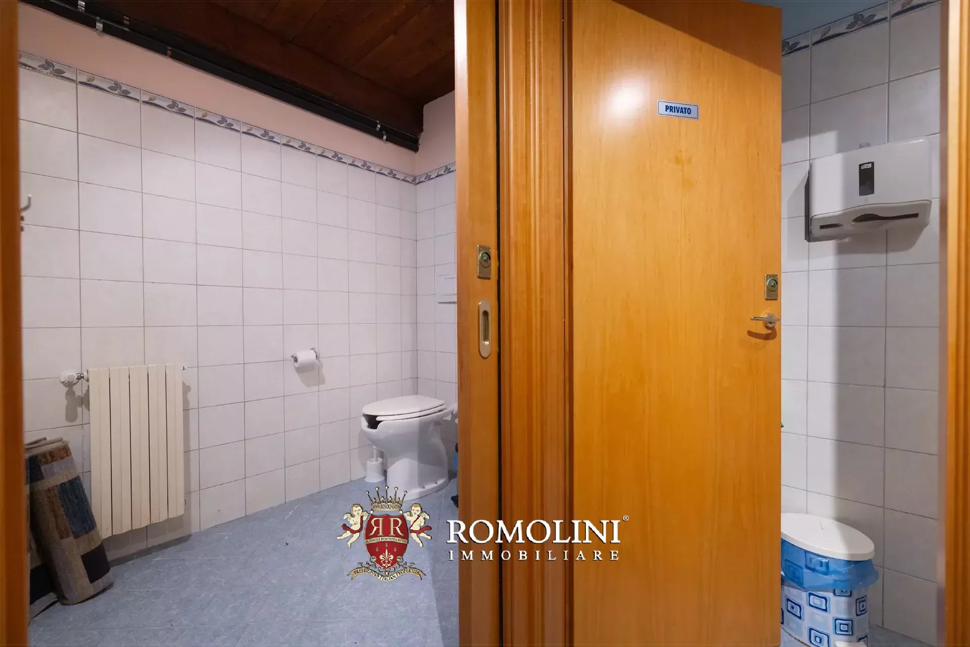 11 Bedroom Villa/Townhouse's Image 30
