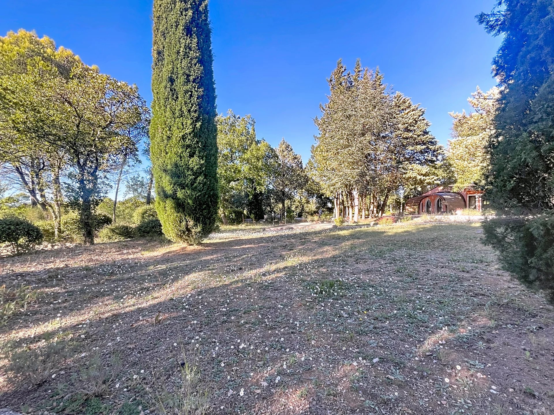 17th century bastide nestled in the heart of 2.8 hectares in Besse sur Issole 17th century bastide nestled in the heart of 2.8 hectares in Besse sur Issole