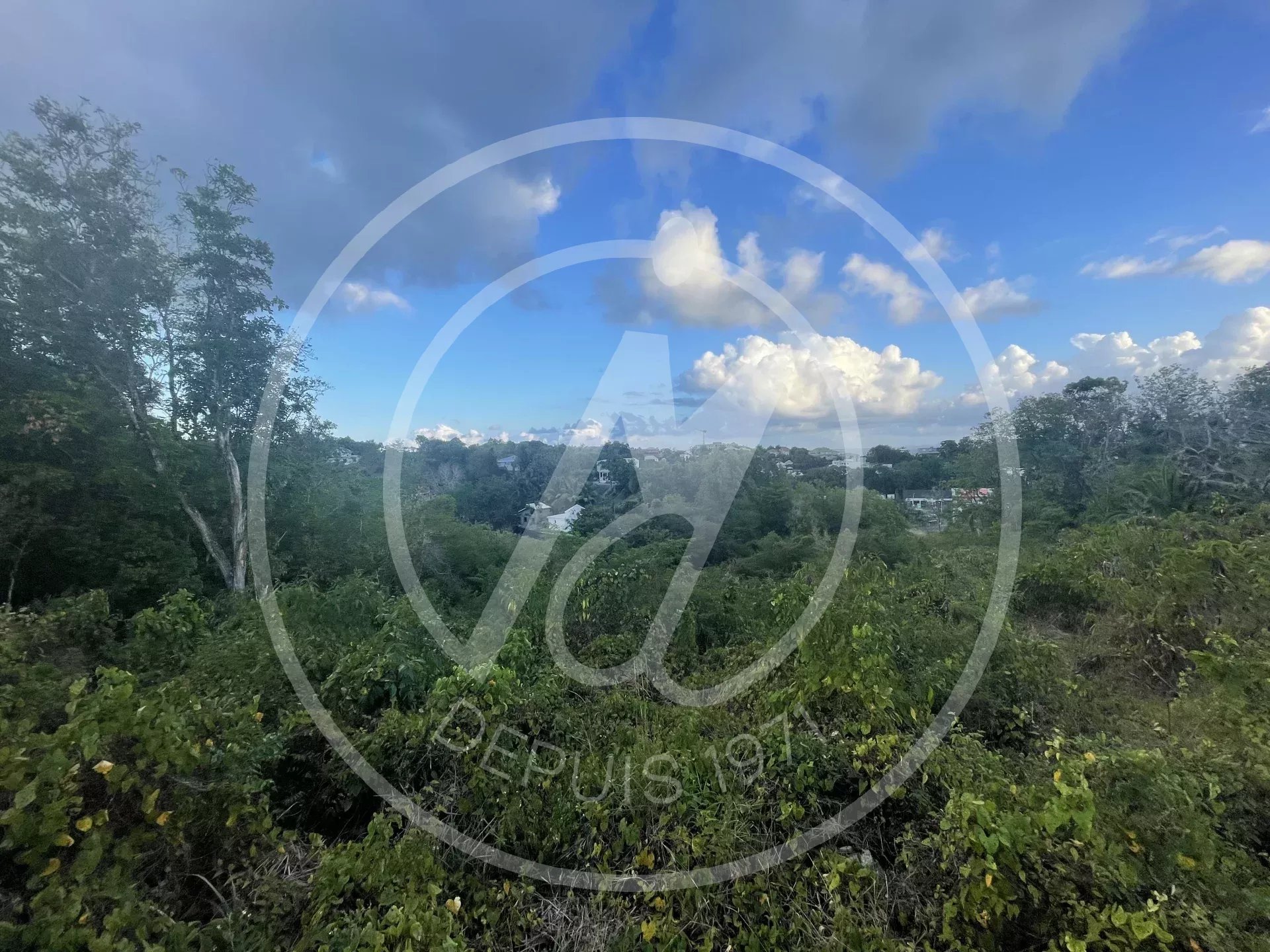 À vendre Terrain constructible de 4 150 m² – Labrousse, Le Gosier – 369 565 €