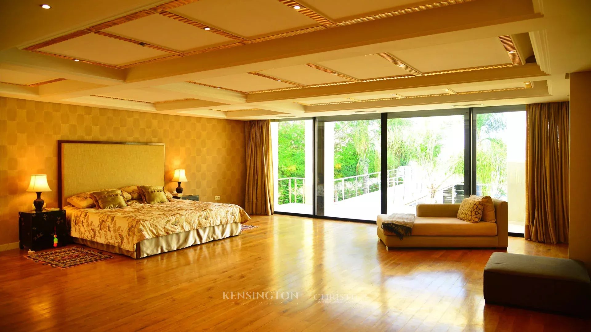 7 Bedroom Villa/Townhouse's Image 15