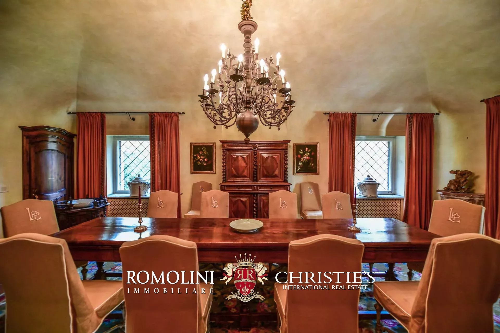 17 Bedroom Villa/Townhouse's Image 54