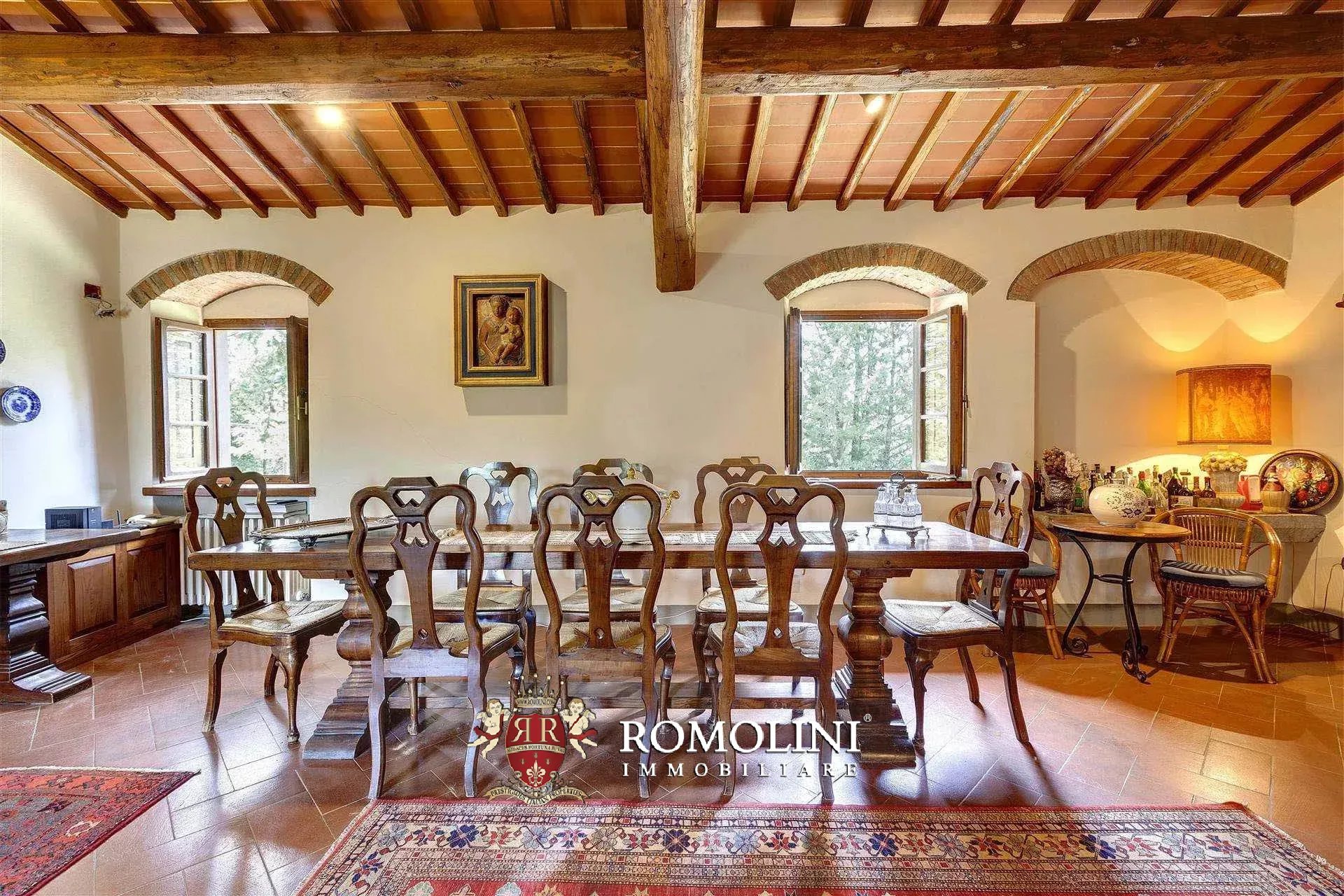 9 Bedroom Vineyard's Image 31
