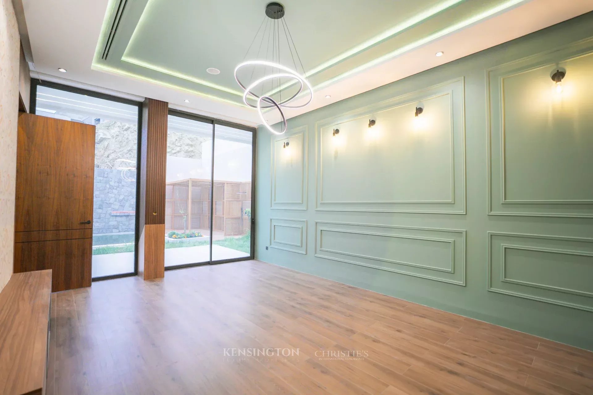 4 Bedroom Villa/Townhouse's Image 15