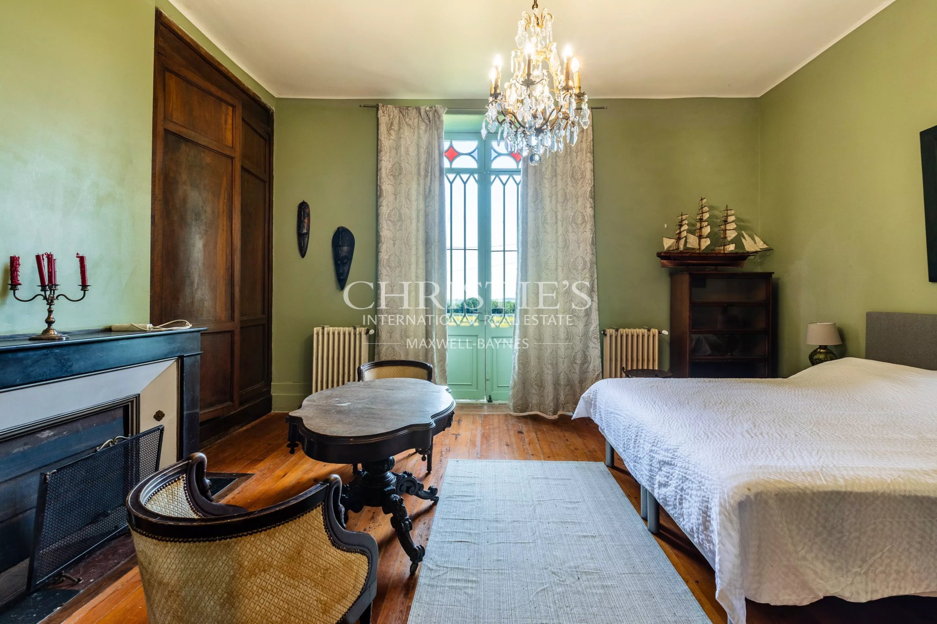 5 Bedroom Villa/Townhouse's Image 8