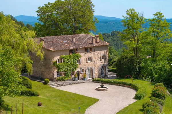 Fayence Villa for sale with Guest House and Pool — photo 2