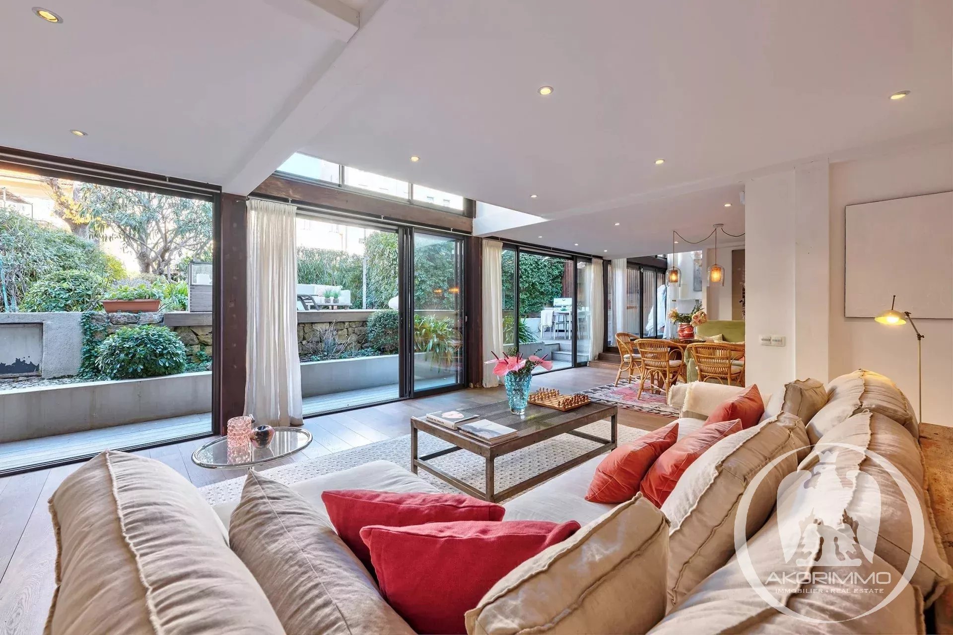 Casa  - 5 stanze  - 172.76 m2 -