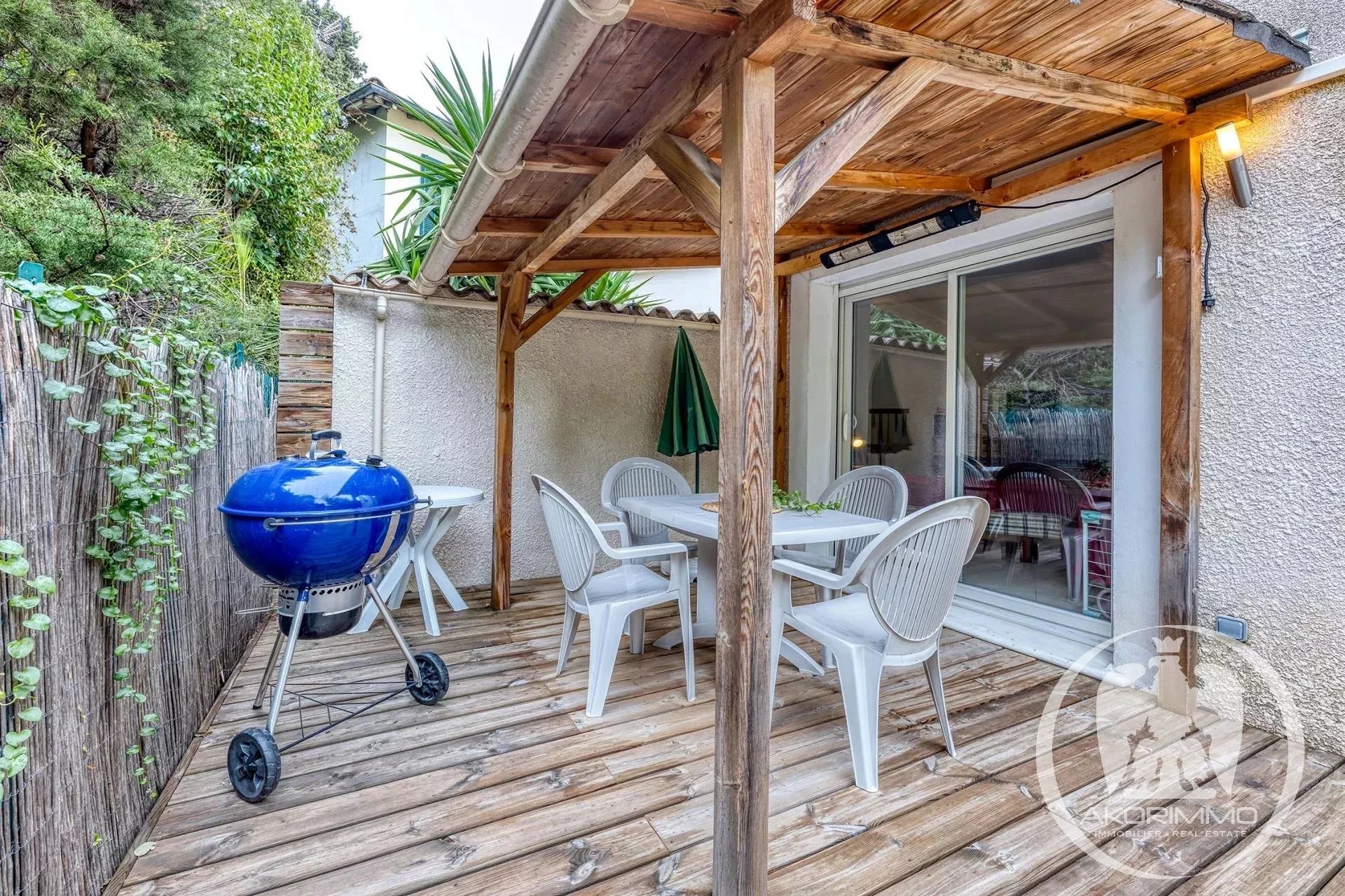 <span class='fw-semibold text-nowrap'>Appartement</span>  - <span class='text-nowrap'>5 pièces</span>  - <span class='text-nowrap'>121.3 m²</span> - <span class='text-nowrap'> &lt