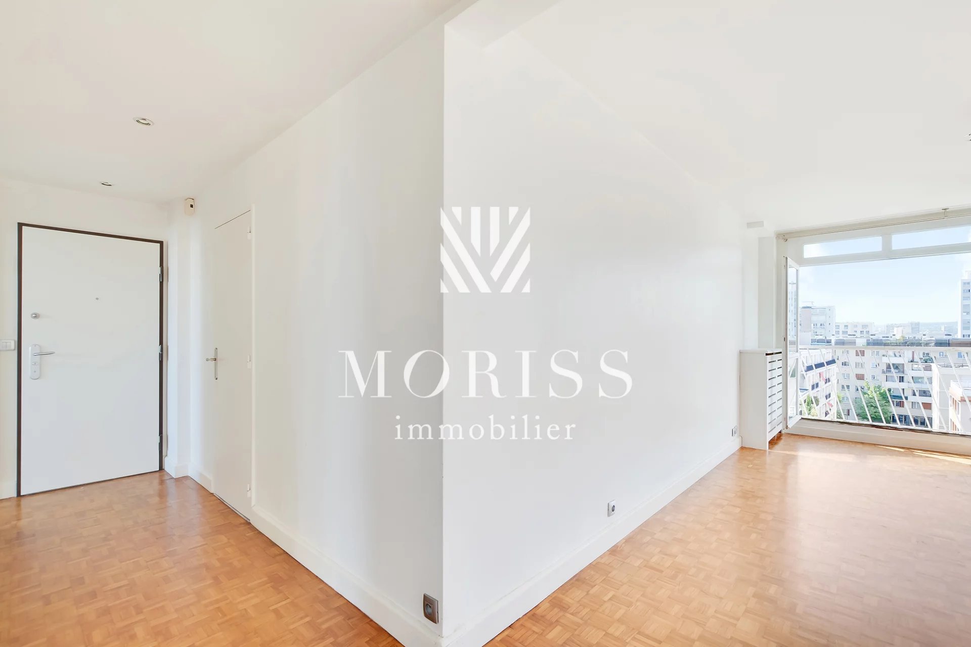 APPARTEMENT 3 PIÈCES - DERNIER ÉTAGE/VUE DÉGAGÉE - BOULOGNE-BILL - Image Array