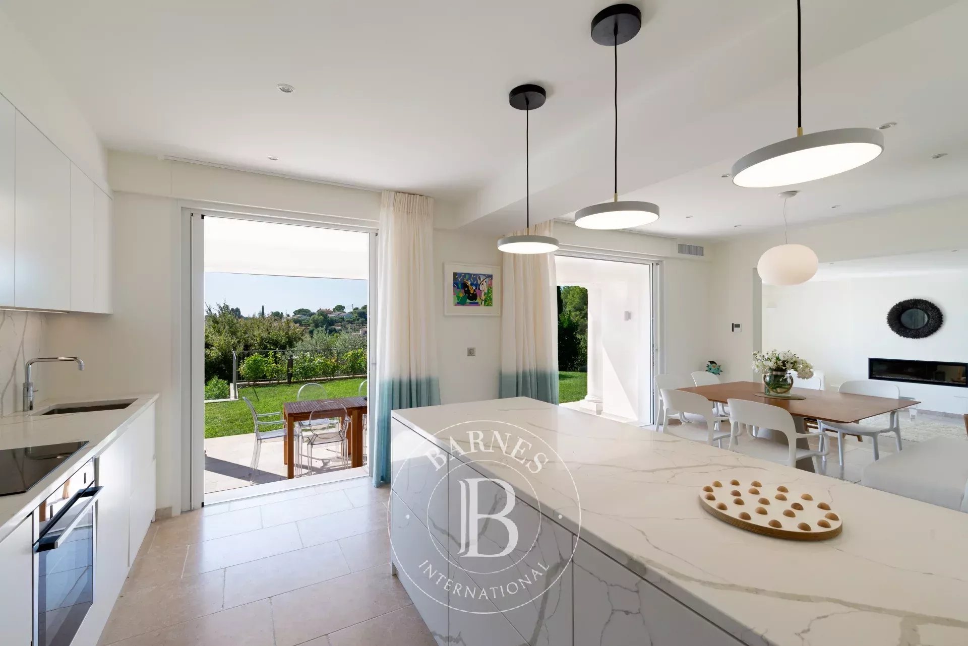 Villa Le Rouret  -  ref 83433372 (picture 3)