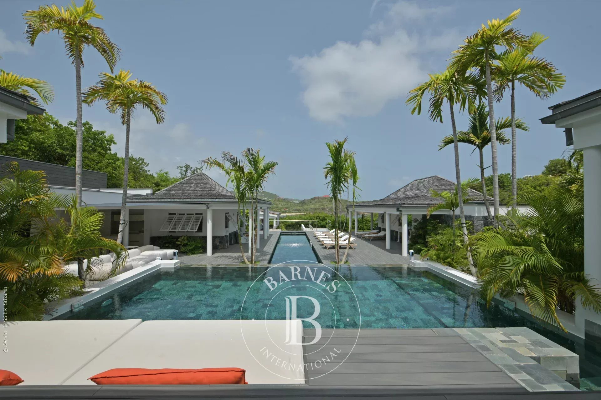 Petit Cul-de-Sac  - Villa 5 Chambres - picture 1