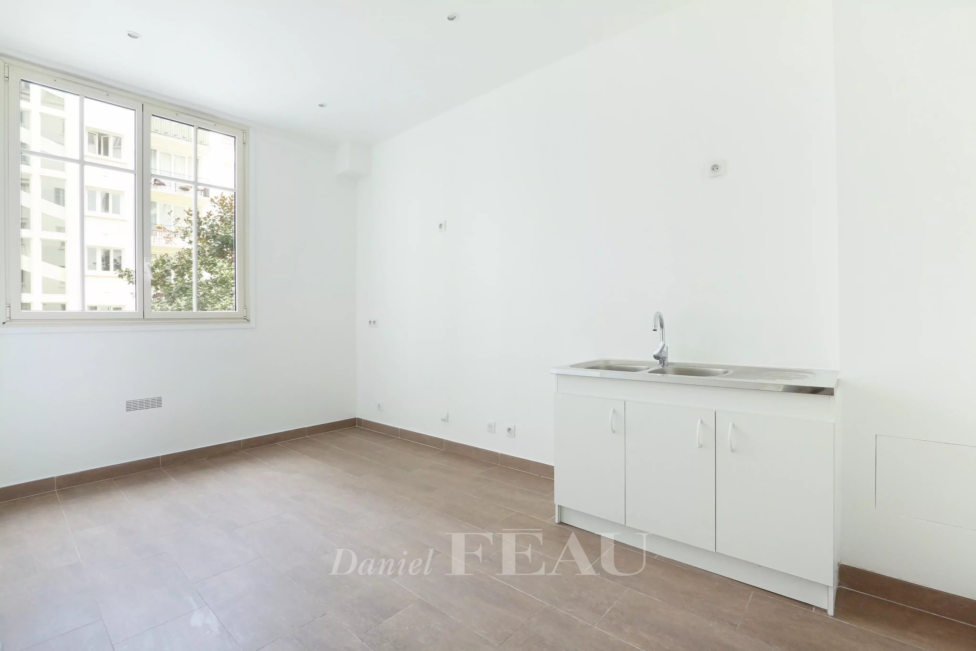 Rental Apartment Neuilly-sur-Seine