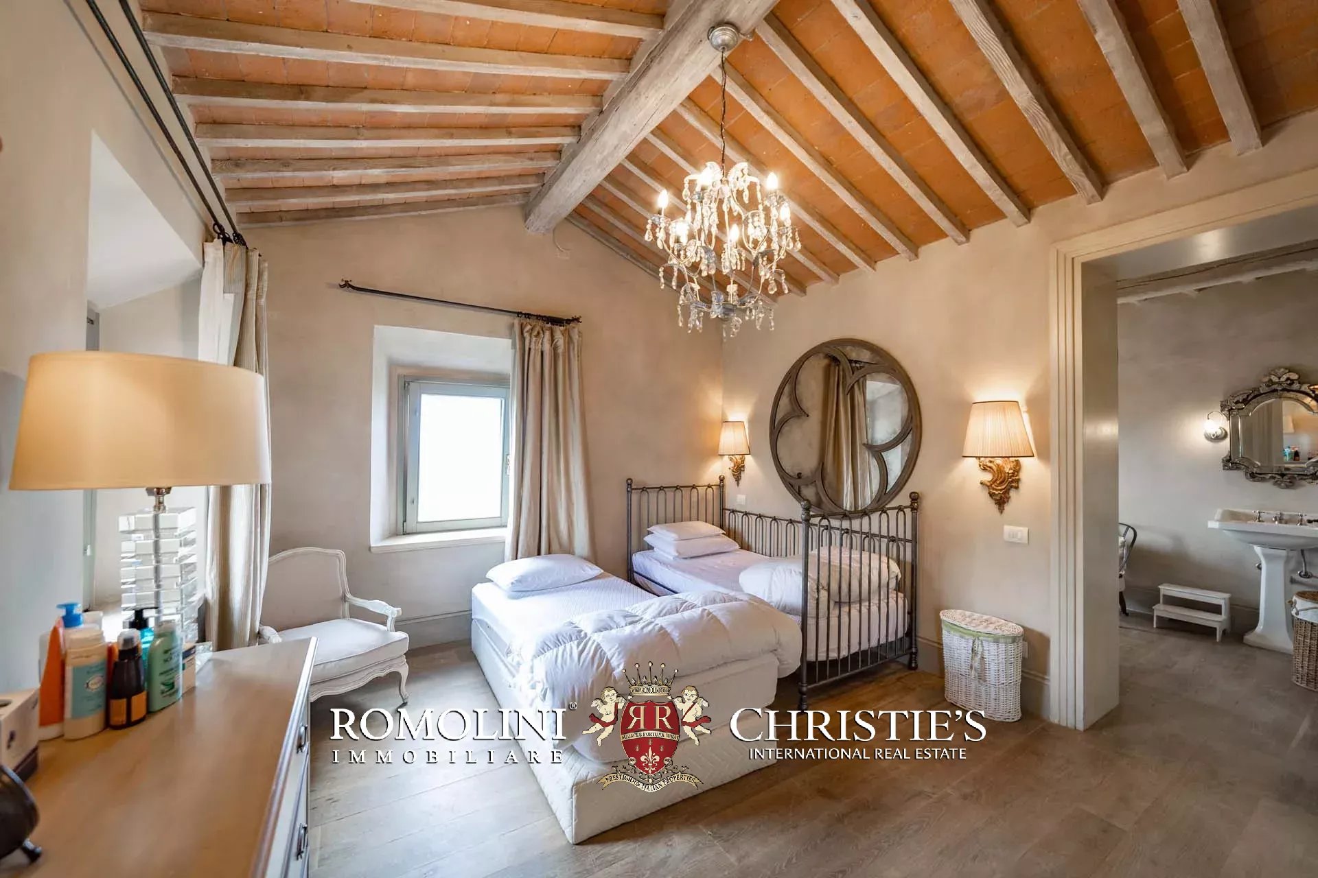 17 Bedroom Villa/Townhouse's Image 128