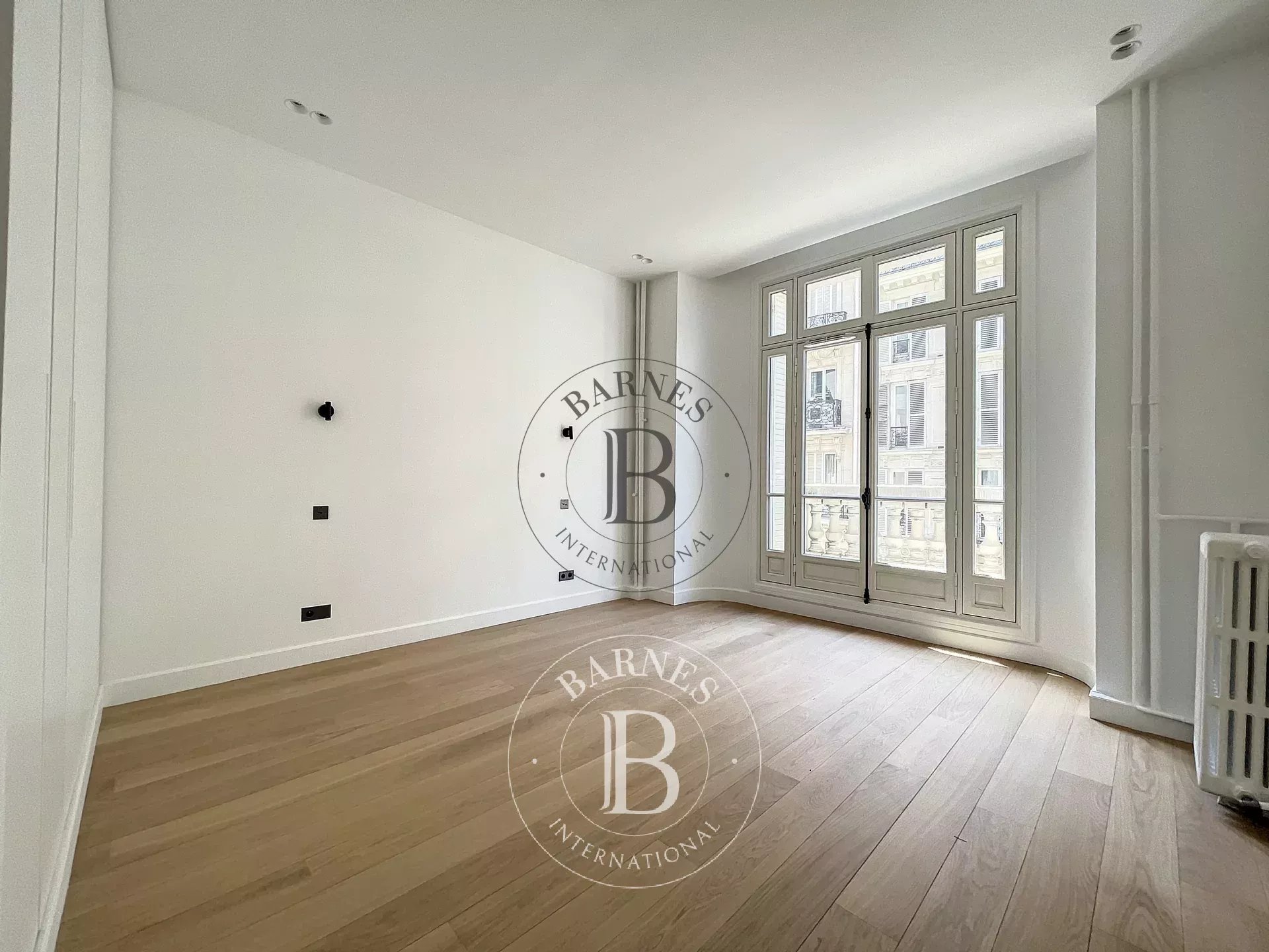 Daire Paris 8ème - picture 21