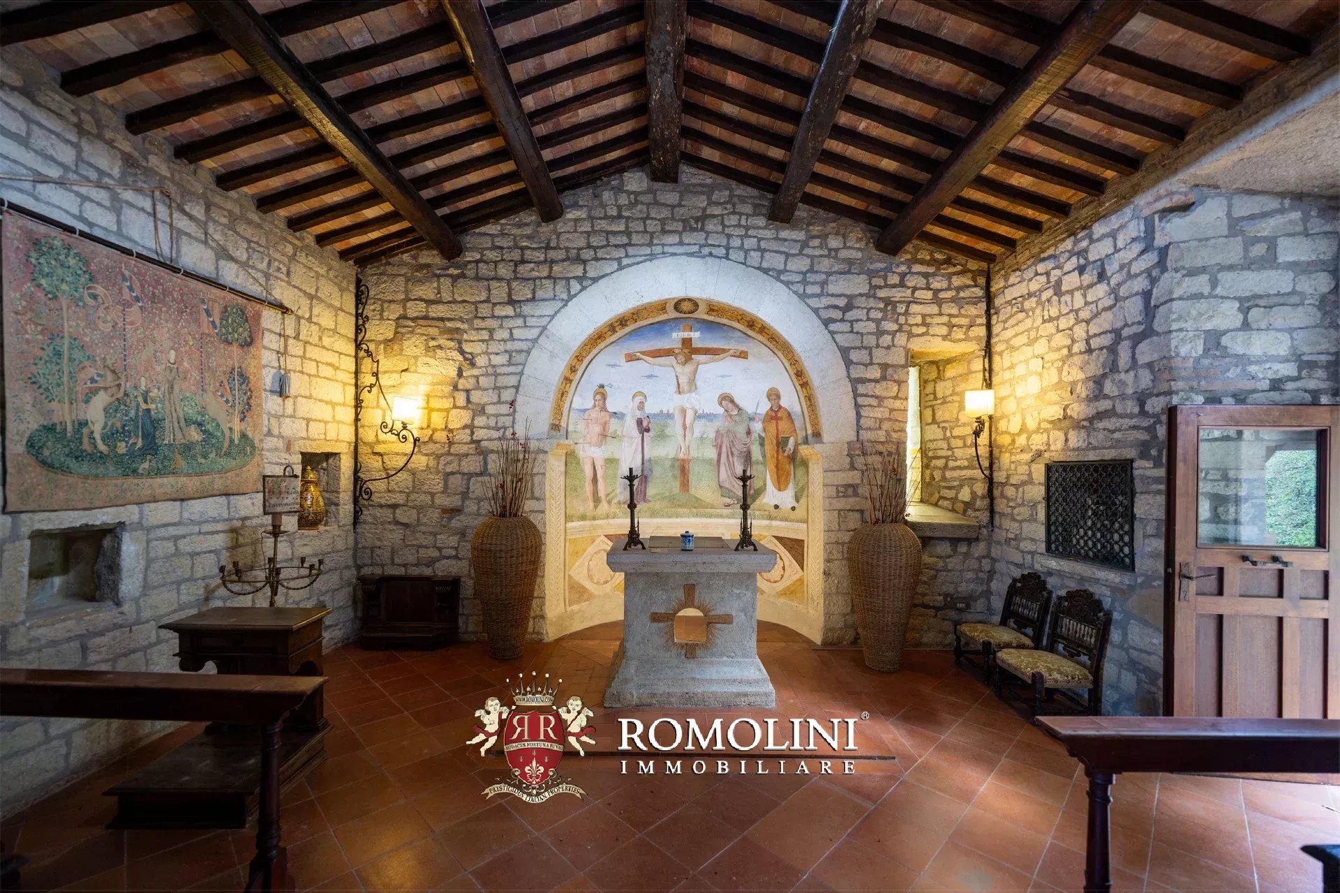 8 Bedroom Villa/Townhouse's Image 27