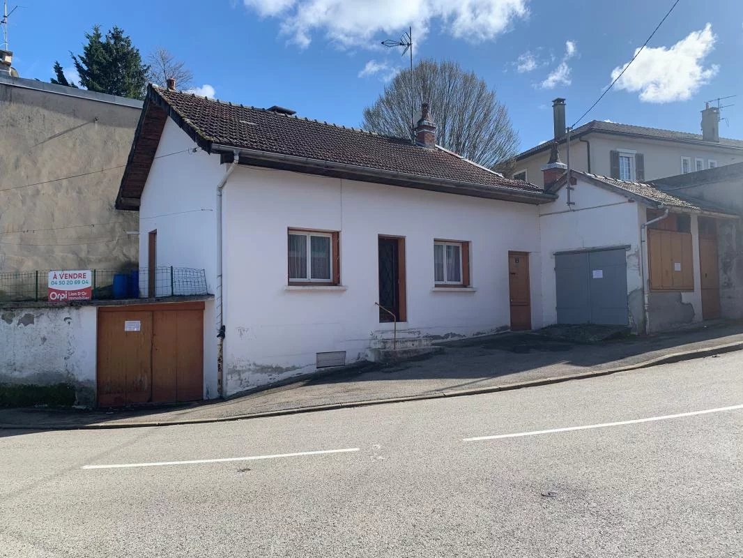 Maison T3 avec atelier et garage près du centre ville à vendre