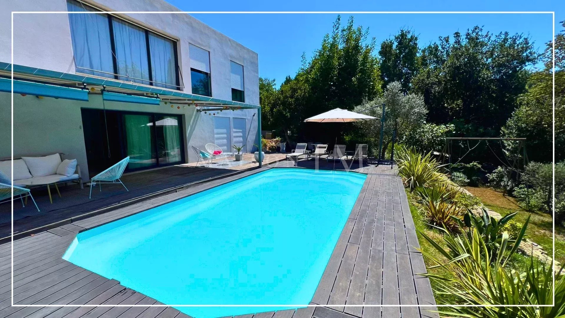EXCLUSIVITE-BAISSE DE PRIX-VILLA CONTEMPORAINE-VALBONNE