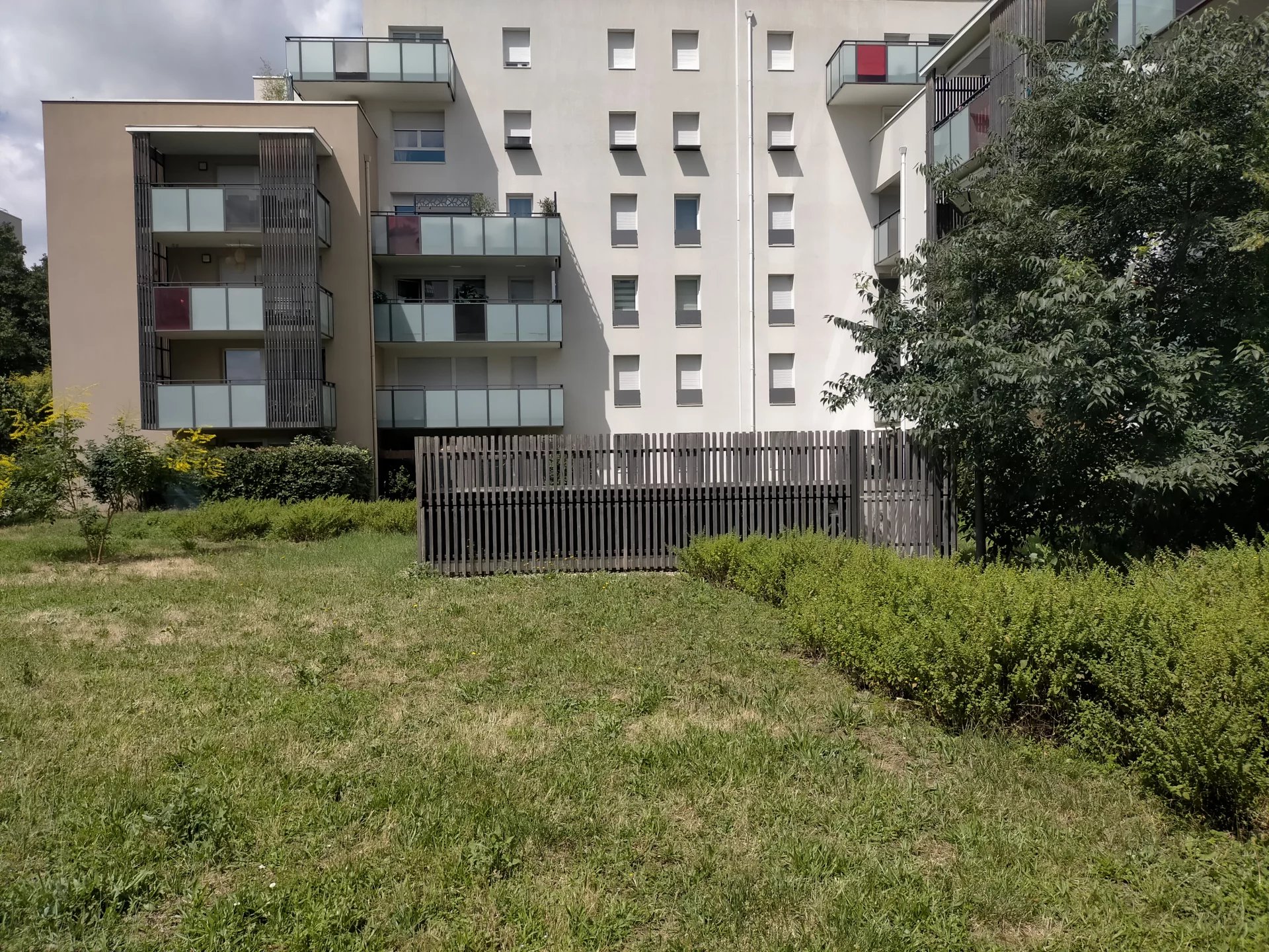 85045095 Location Saint-Fons