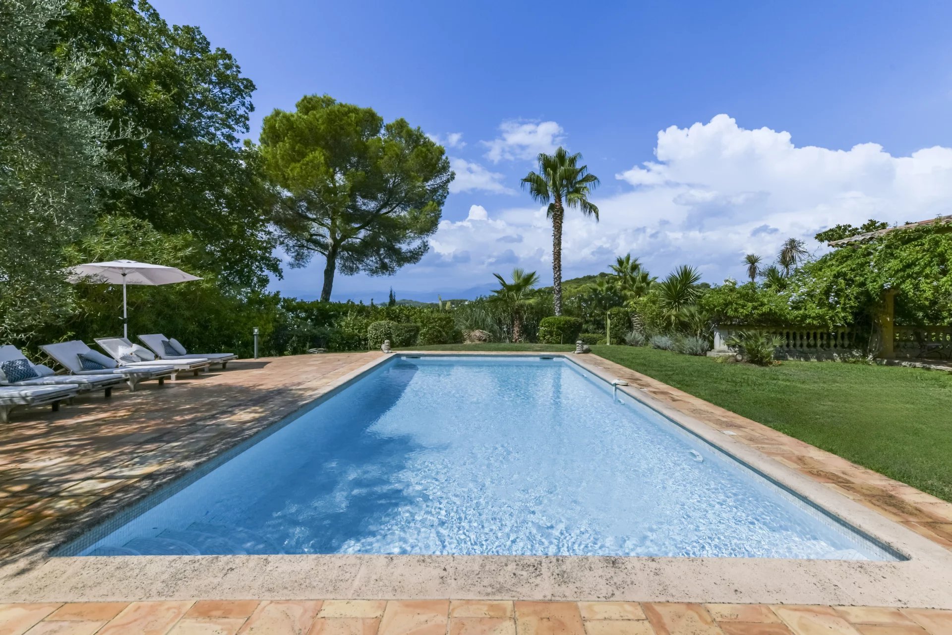 Qlistings - 4 Bedrooms - Villa - Alpes-Maritimes - For Sale - 10318 Property Image