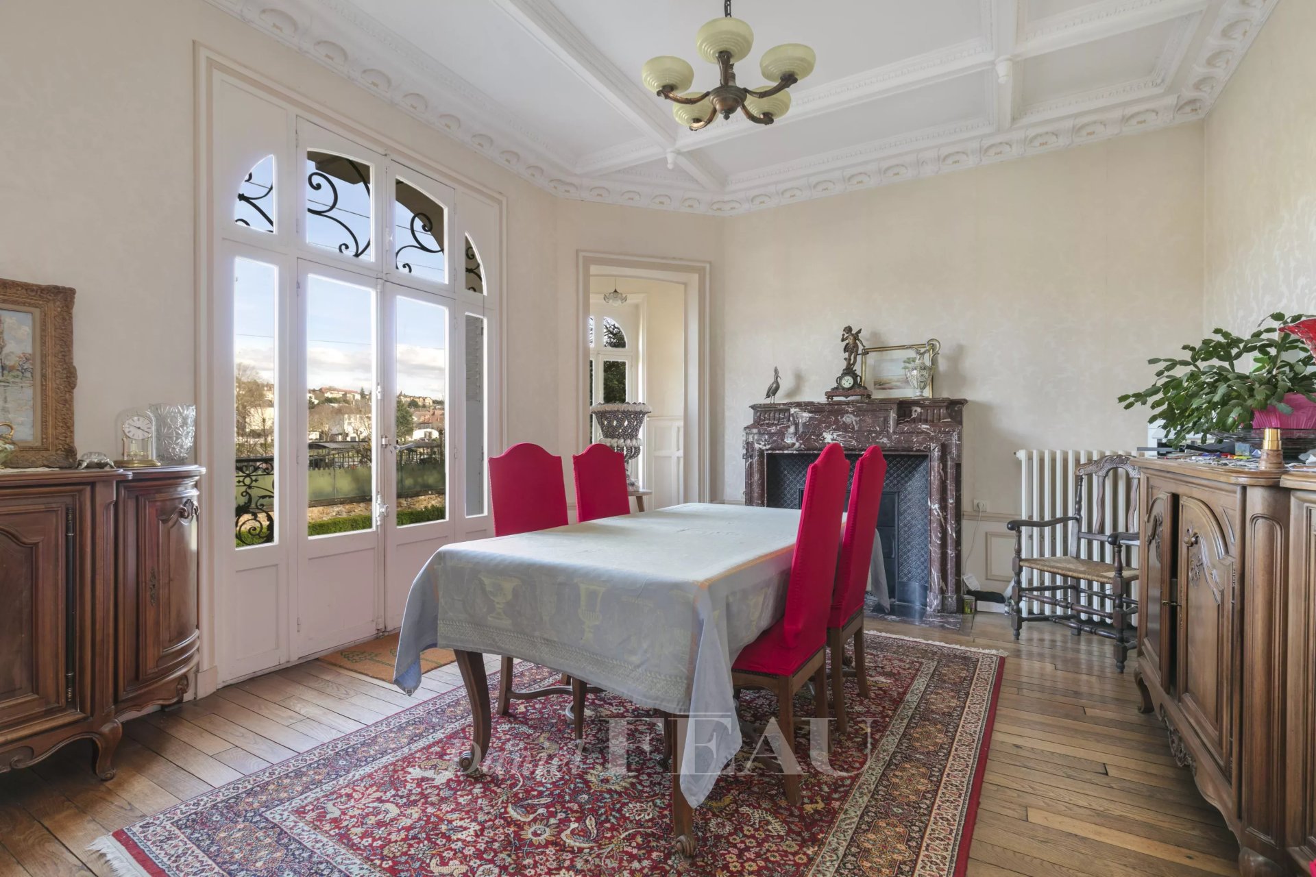 6 Bedroom Villa/Townhouse's Image 6