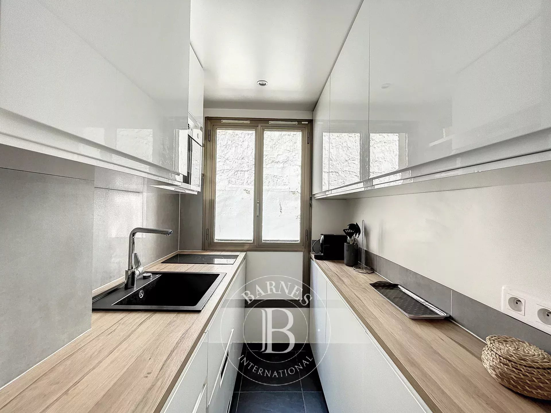 Daire Paris 8ème - picture 5