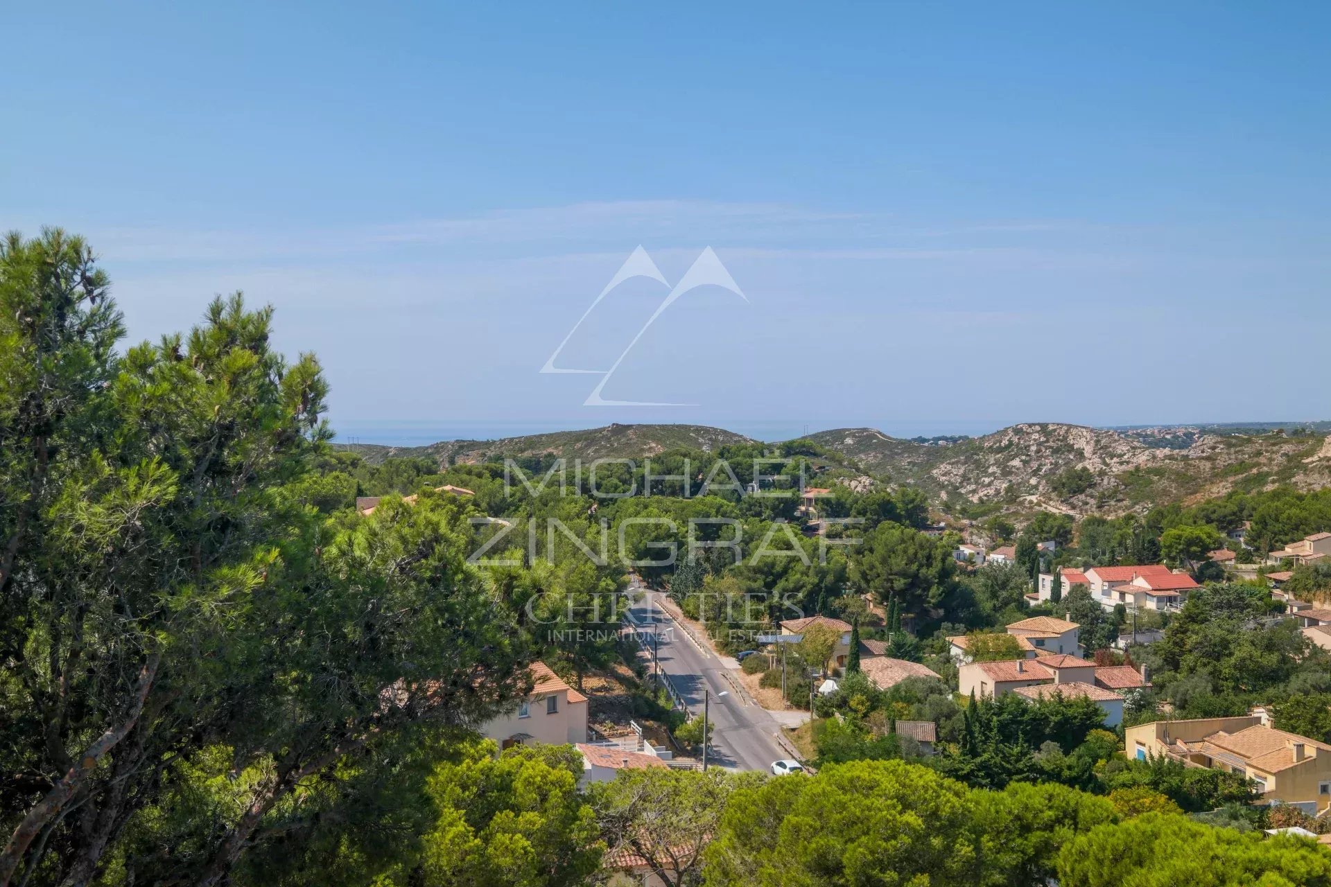 4 Bedroom Villa/Townhouse's Image 21