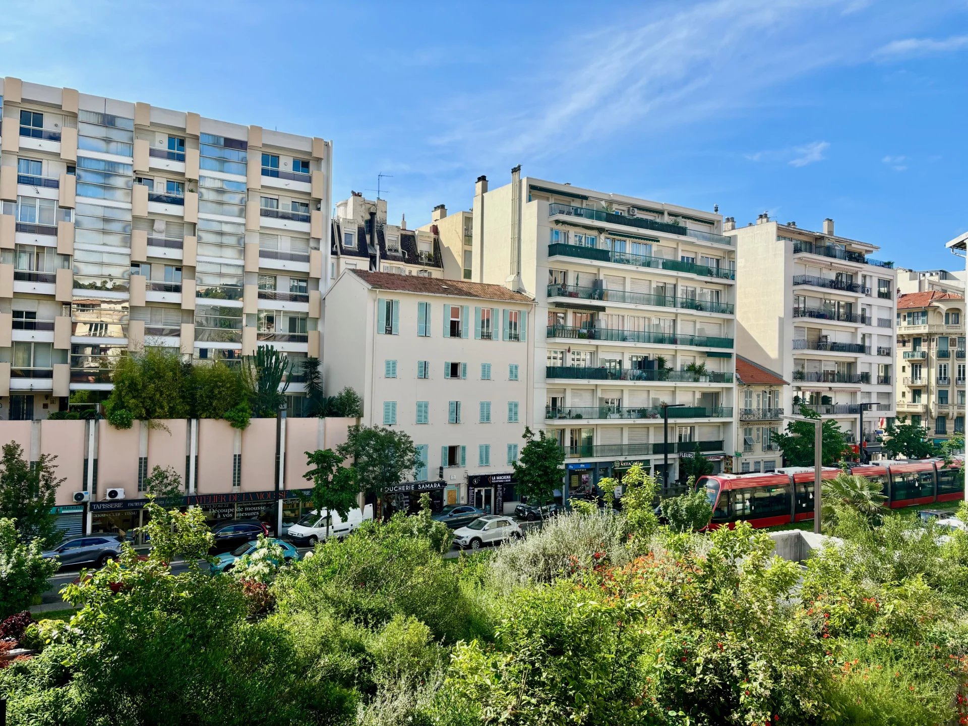 Agence immobilière de 