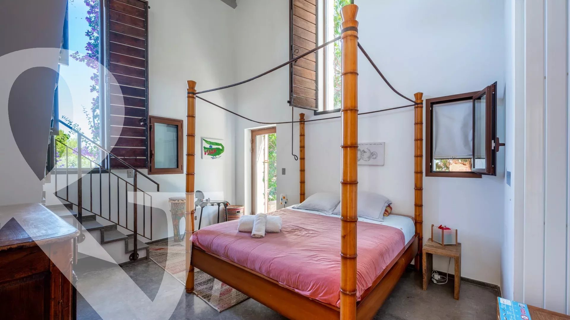 MAGNIFIQUE VUE SUR LA BAIE DE RONDINARA