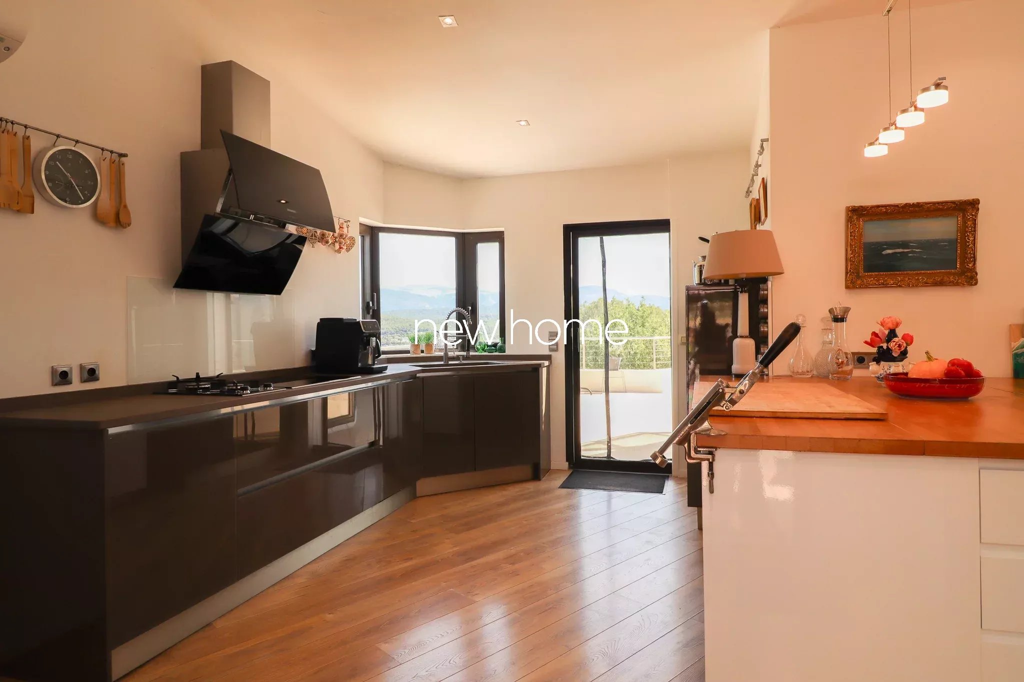 Villa moderne avec vue panoramique