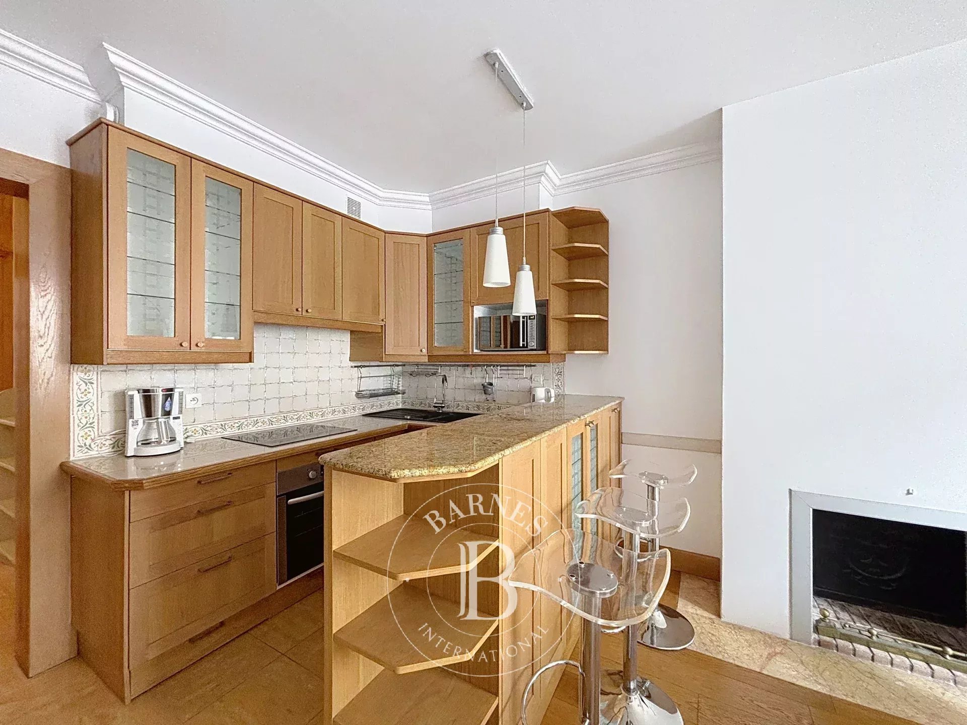 Daire Paris 4ème - picture 5