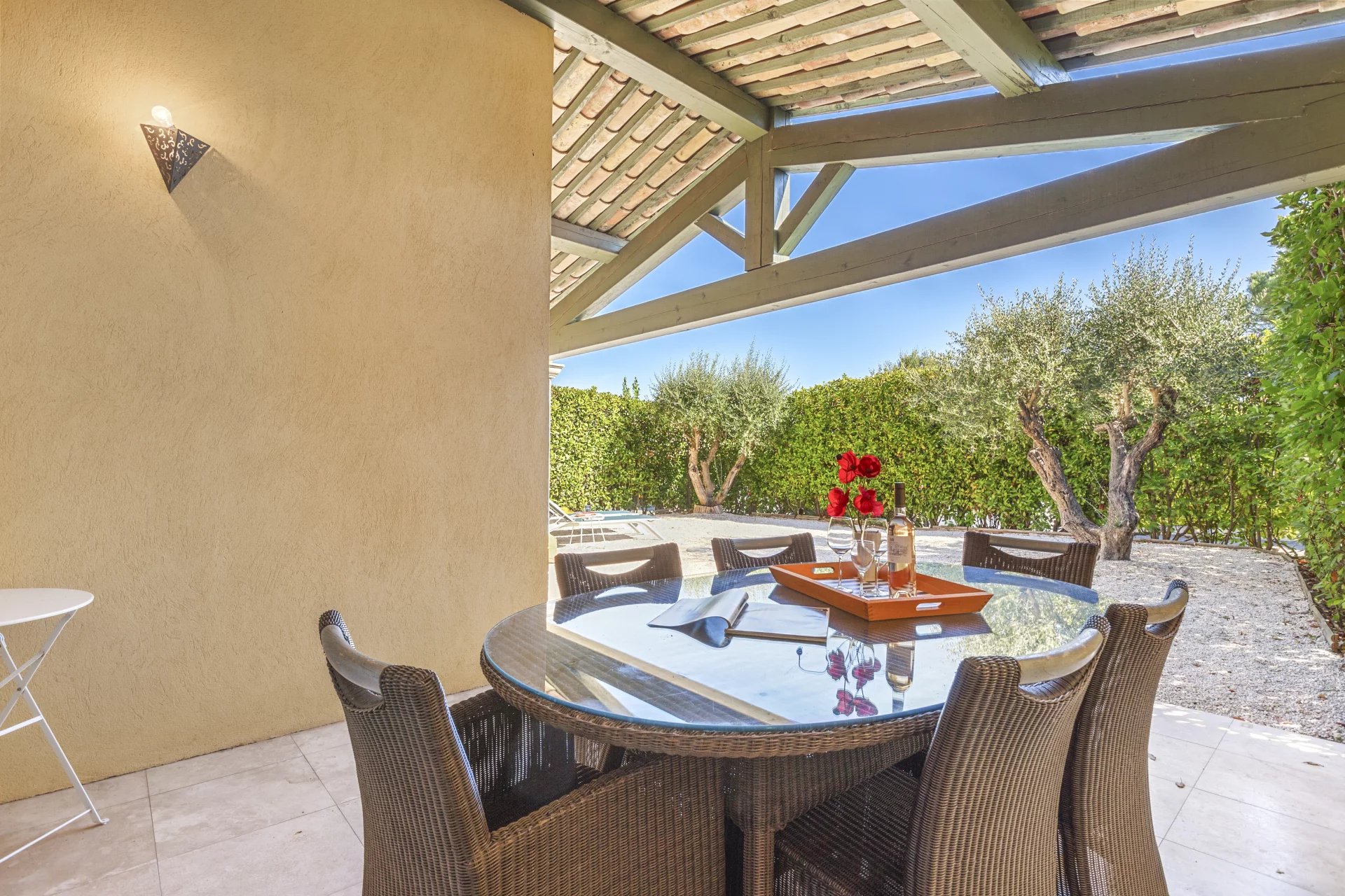 Recent villa in a secure domain - Sainte Maxime