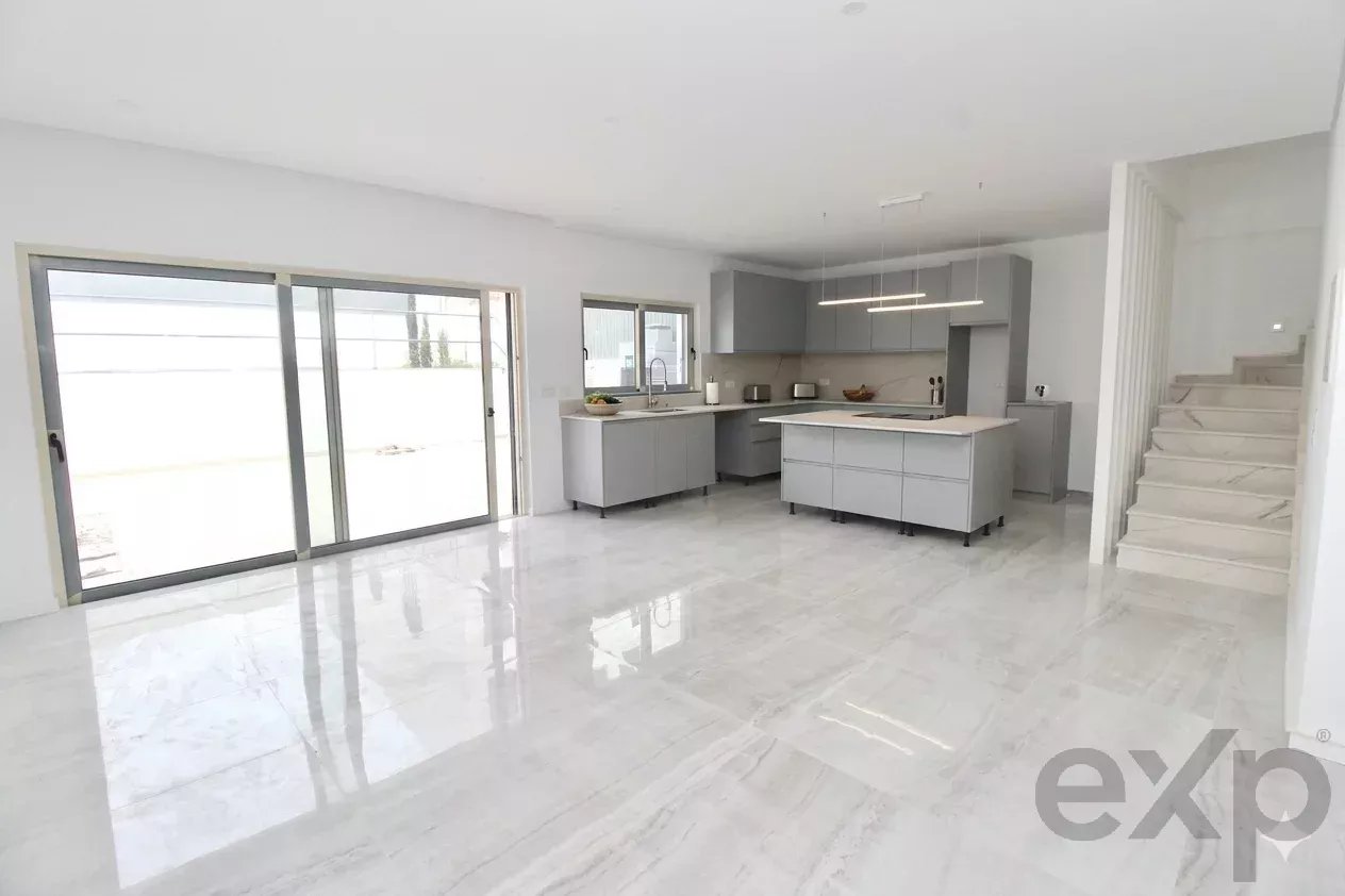 3+ 1 Modern Luxury Villa with Pool 86869753 image 9